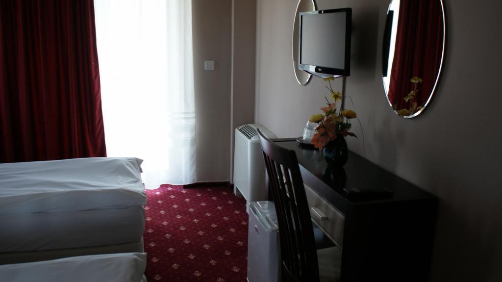 Pensiunea Novis Yaş Oda fotoğraf