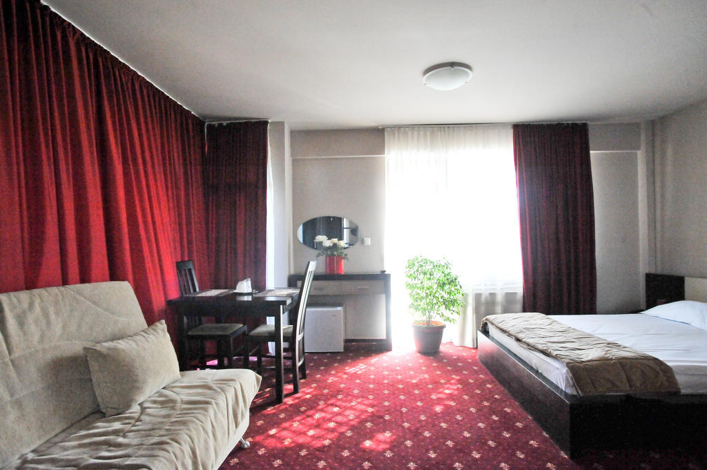Pensiunea Novis Yaş Dış mekan fotoğraf